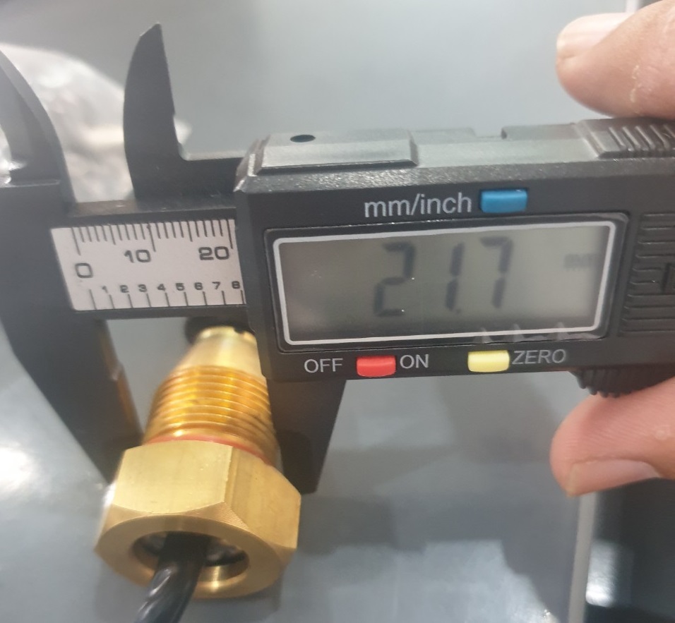 Cảm biến mực nước xe Samco Doosan động cơ doosan DL06S, DL08S